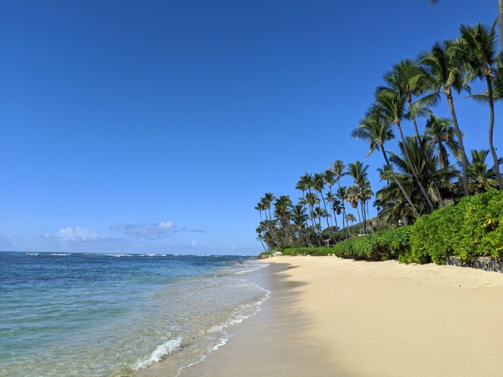 Diamond Head Beach Park, one of the best beaches in Honolulu