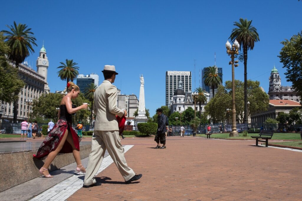 Best time to visit Buenos Aires - Plaza de Mayo