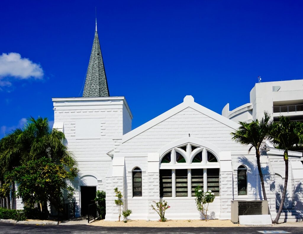 White facade of Elmslie Memorial Church