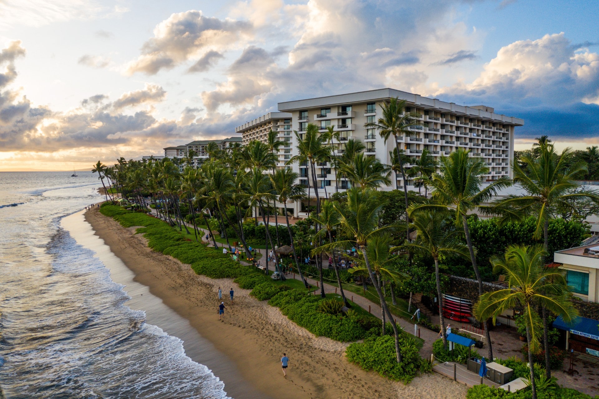 When Is the Best Time to Visit Hawaii? | Celebrity Cruises