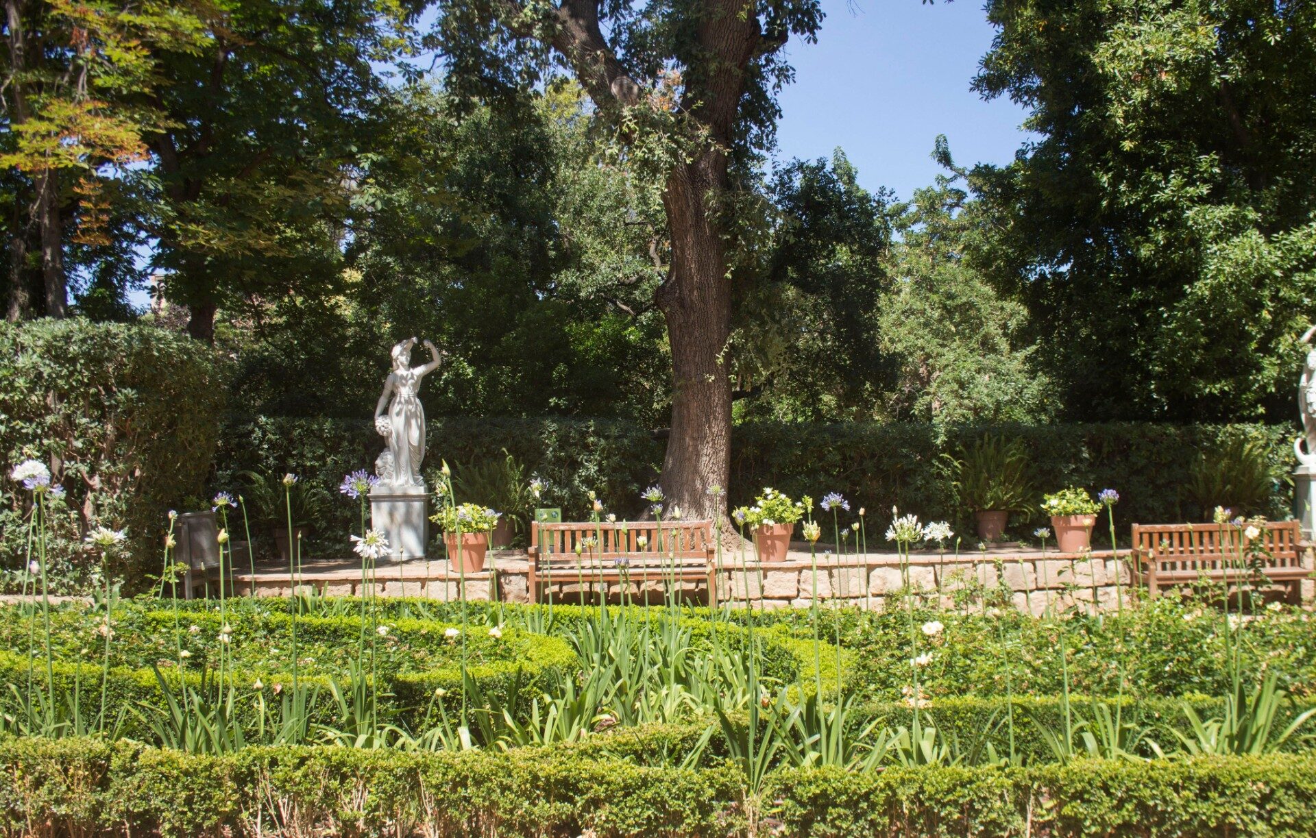 12 Beautiful Parks & Gardens in Barcelona | Celebrity Cruises