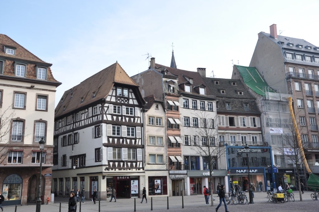 Street view of Rue des Grandes Arcades