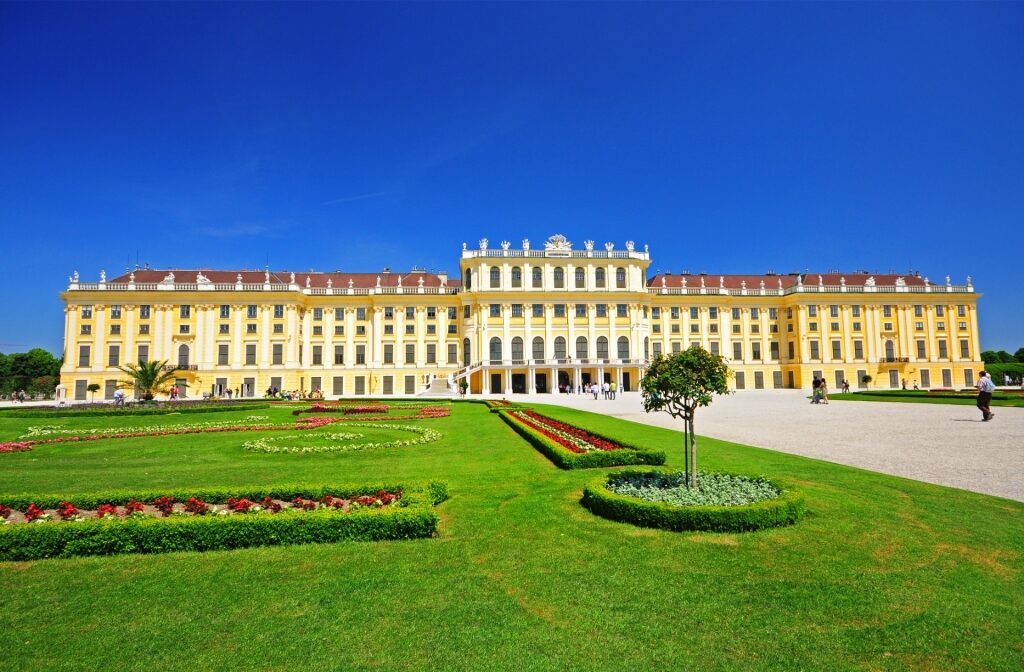 Yellow facade of Schönbrunn Palace