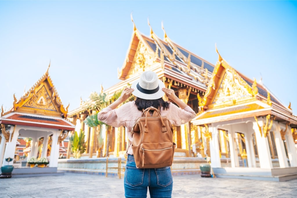 Tourist sightseeing in Wat Phra Kaew, Bangkok
