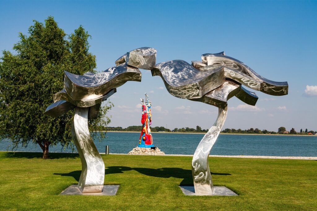 Installations outside Danubiana