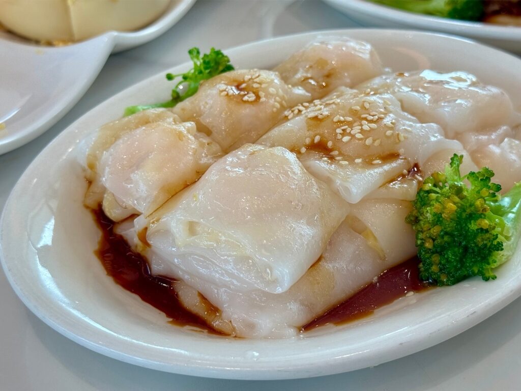 Plate of tasty cheung fun