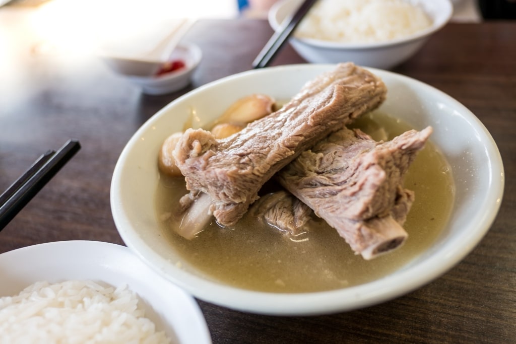 Bowl of warm bak kut teh