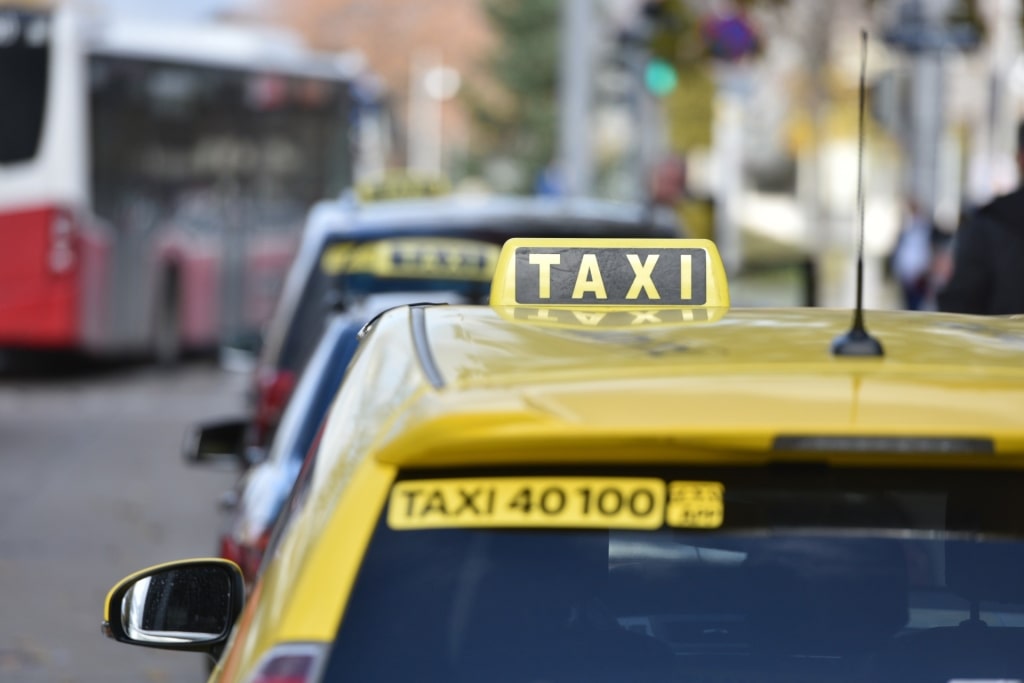 Yellow taxis in Vienna