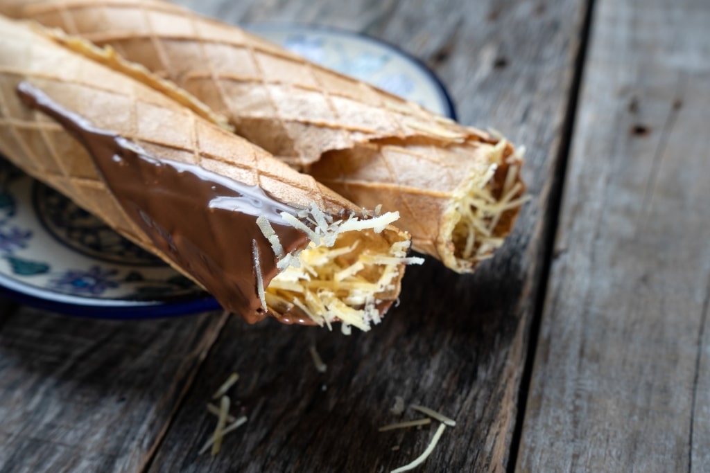 Marquesitas sweet treats on a plate