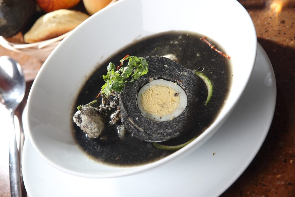 Bowl of relleno negro