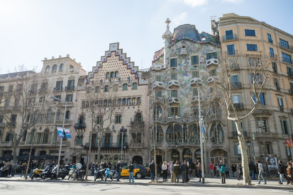 Street view of Casa Batlló