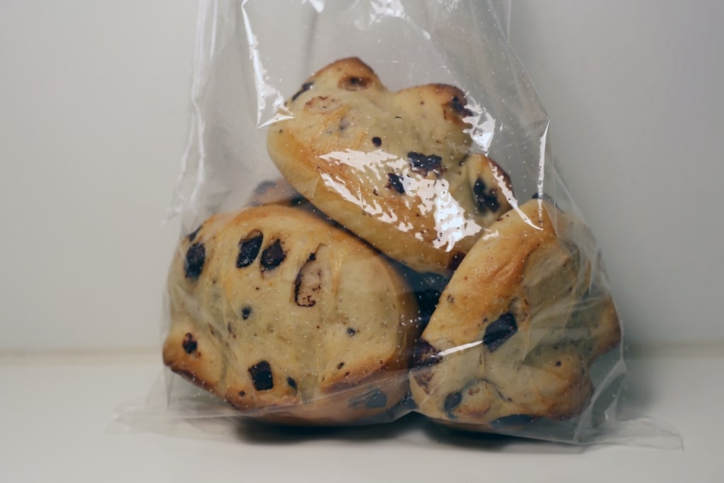 Schoggiweggli in a plastic bag