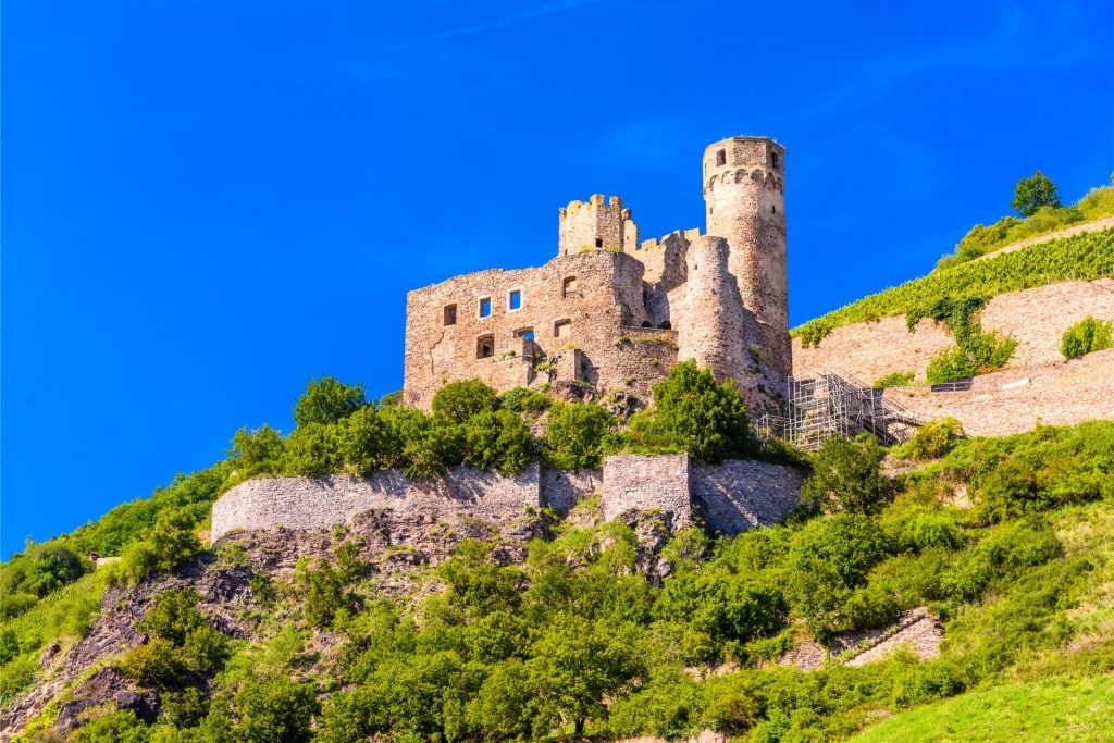 Historic Burgruine Ehrenfels, Rüdesheim atop a hill
