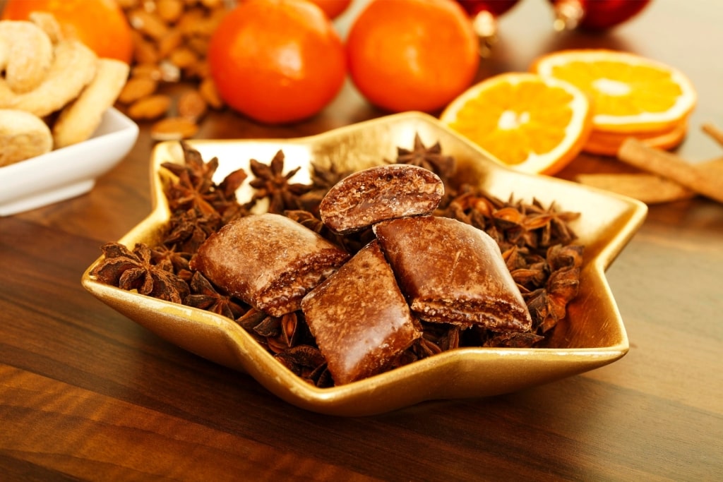 Spiced Magenbrot treats for Christmas in Germany