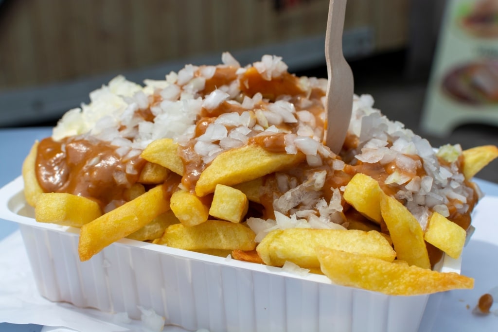 Crispy Oorlog combo fries in Amsterdam