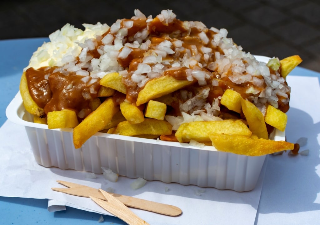 Street food Oorlog fries in Amsterdam