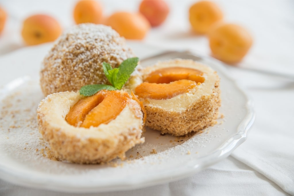 Plate of iconic marillenknödel