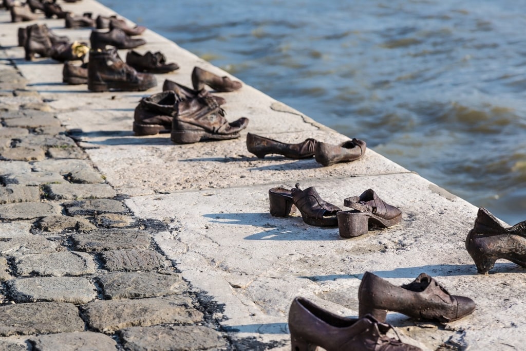 Historic Shoes on the Danube Promenade installation