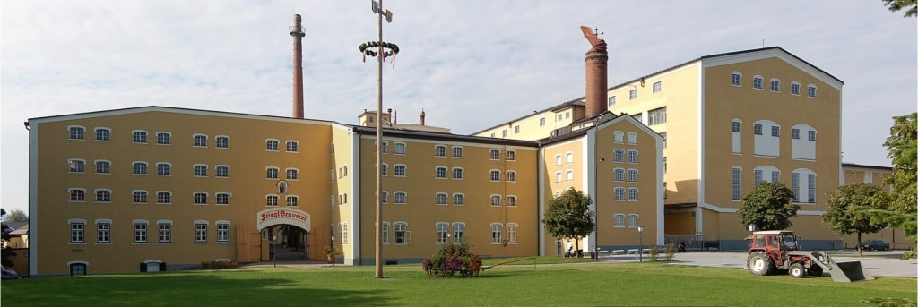 Yellow facade of Stiegl