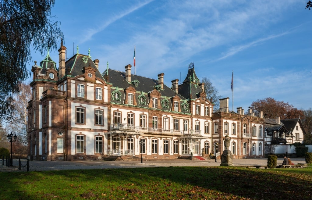 Elegant exterior of Château de Pourtalès