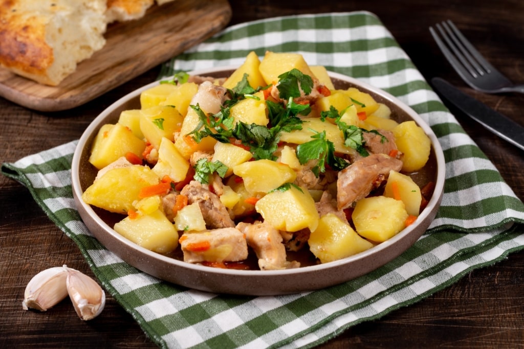 What to eat in Strasbourg - Baeckeoffe