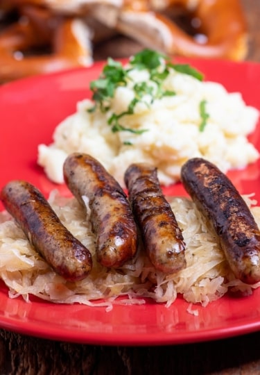 Nürnberger Rostbratwurst, one of the best German Christmas market foods