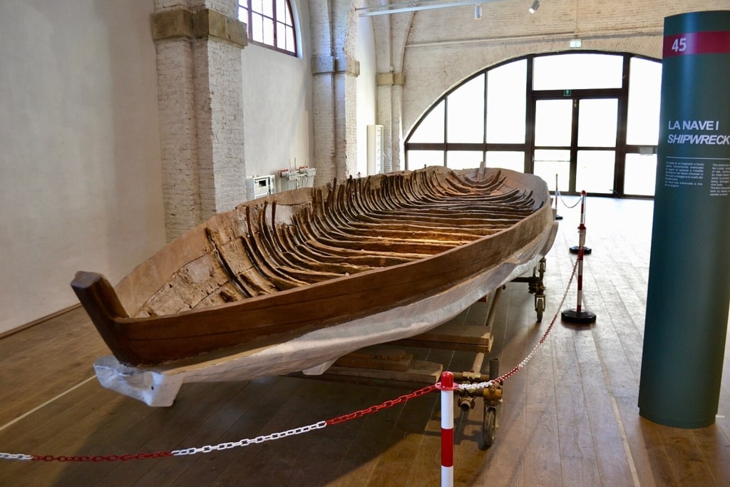 Ancient ship displays at Pisa’s Museum of Ancient Ships