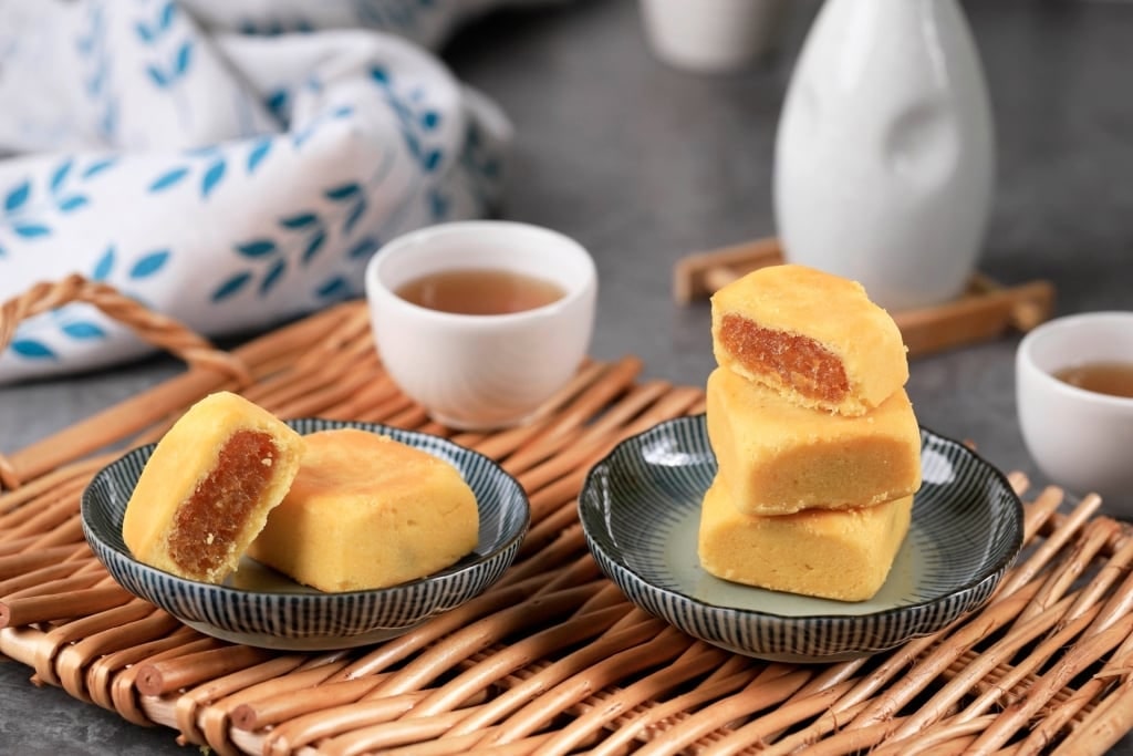Traditional pineapple cakes, one of the best Taiwan souvenirs