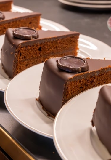 Sacher-Torte, one of the best Vienna souvenirs