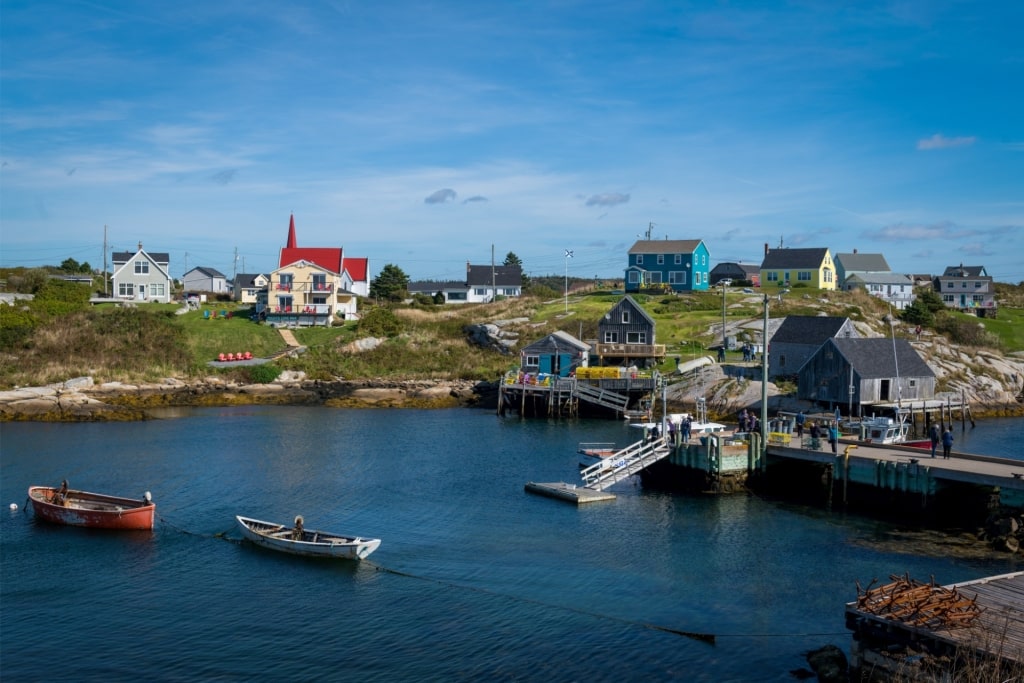 Traditional seaside homes and fishing boats on the bay at Peggy’s Cove