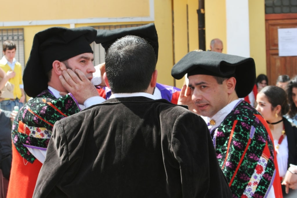 People dressed up during Canto a Tenore