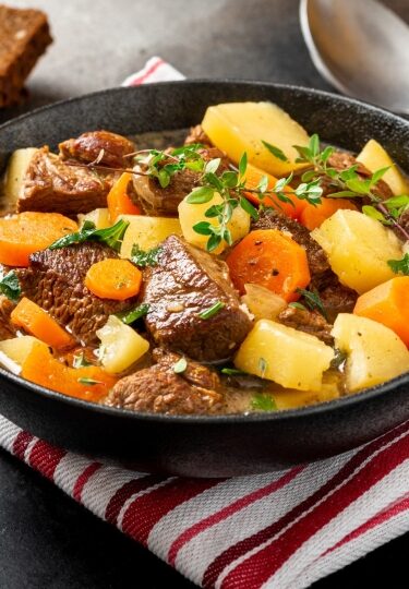 What to eat in Ireland - Irish stew