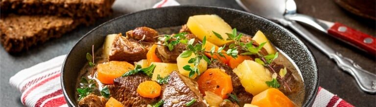 What to eat in Ireland - Irish stew