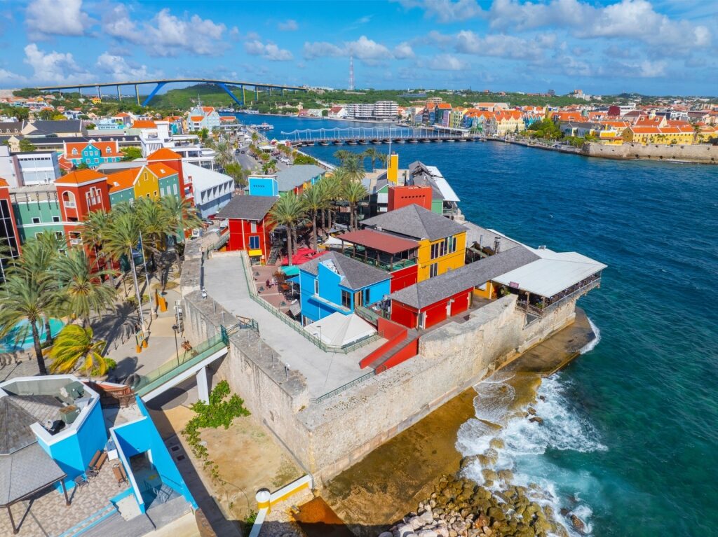 Pretty coast of Otrobanda
