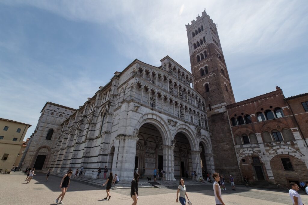 Exterior view of Duomo di San Martino in Lucca