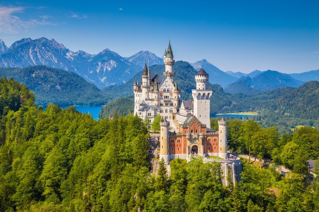 What is Germany known for - Schloss Neuschwanstein