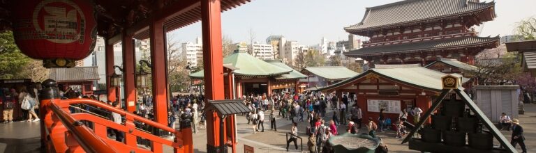 Osaka vs. Tokyo - Senso-ji Temple, Tokyo