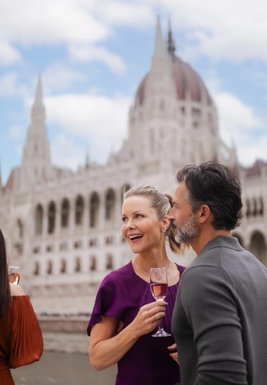 river cruise, parliament building, champagne, sightseeing with friends