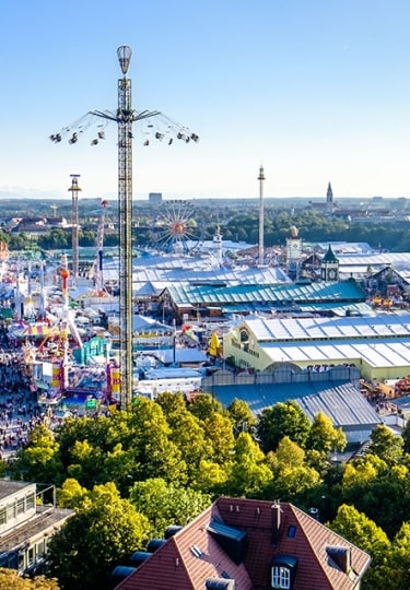 The famous ferris wheel at the oktoberfest in Munich, Germany.