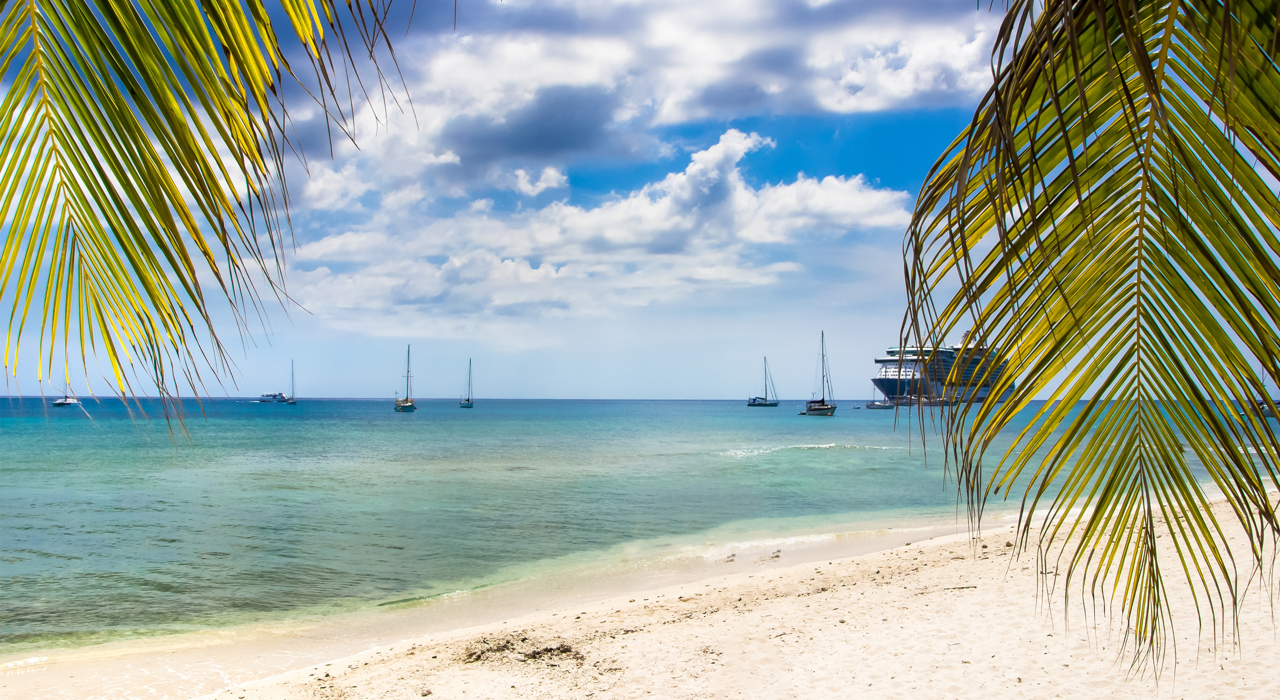 Grand Cayman, Mexico & Bahamas Holiday