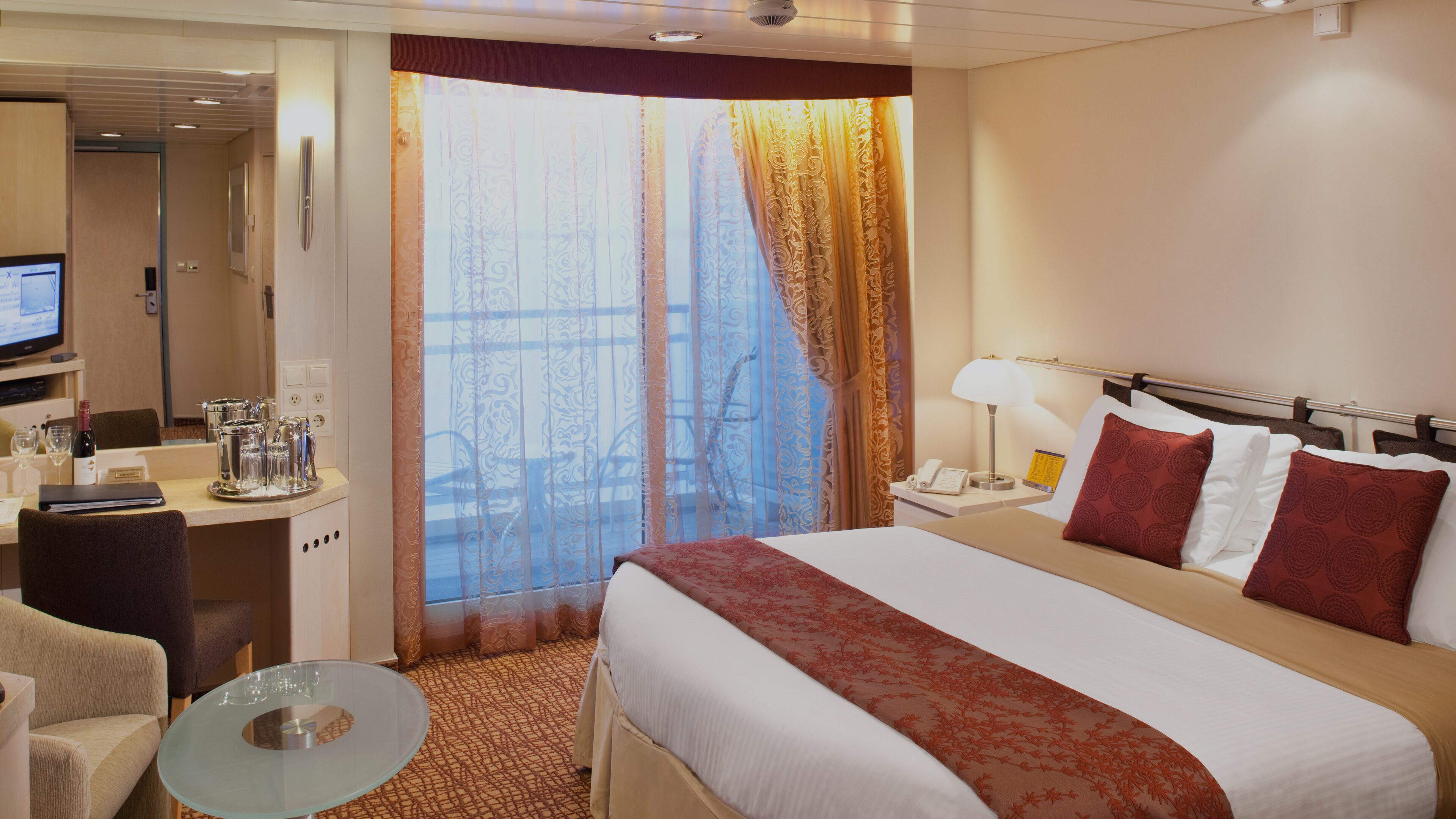 celebrity cruises accessible rooms