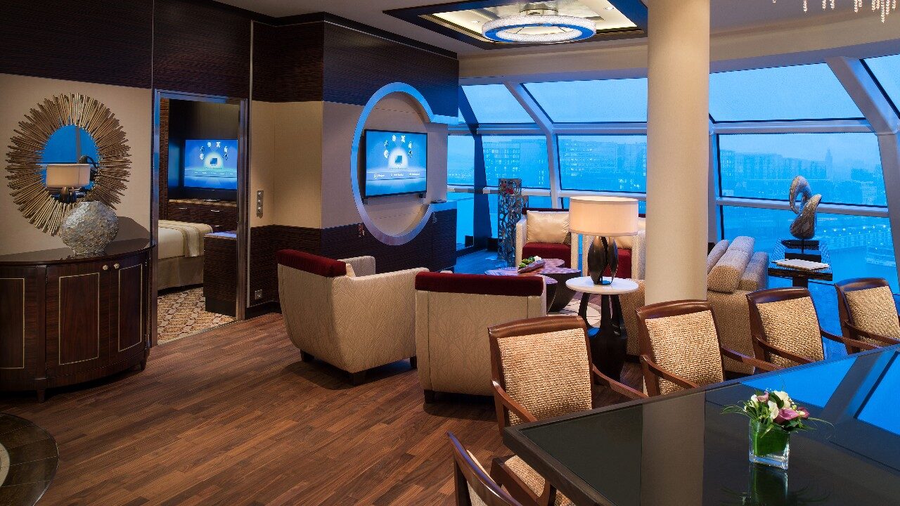 do cruise ships have family rooms