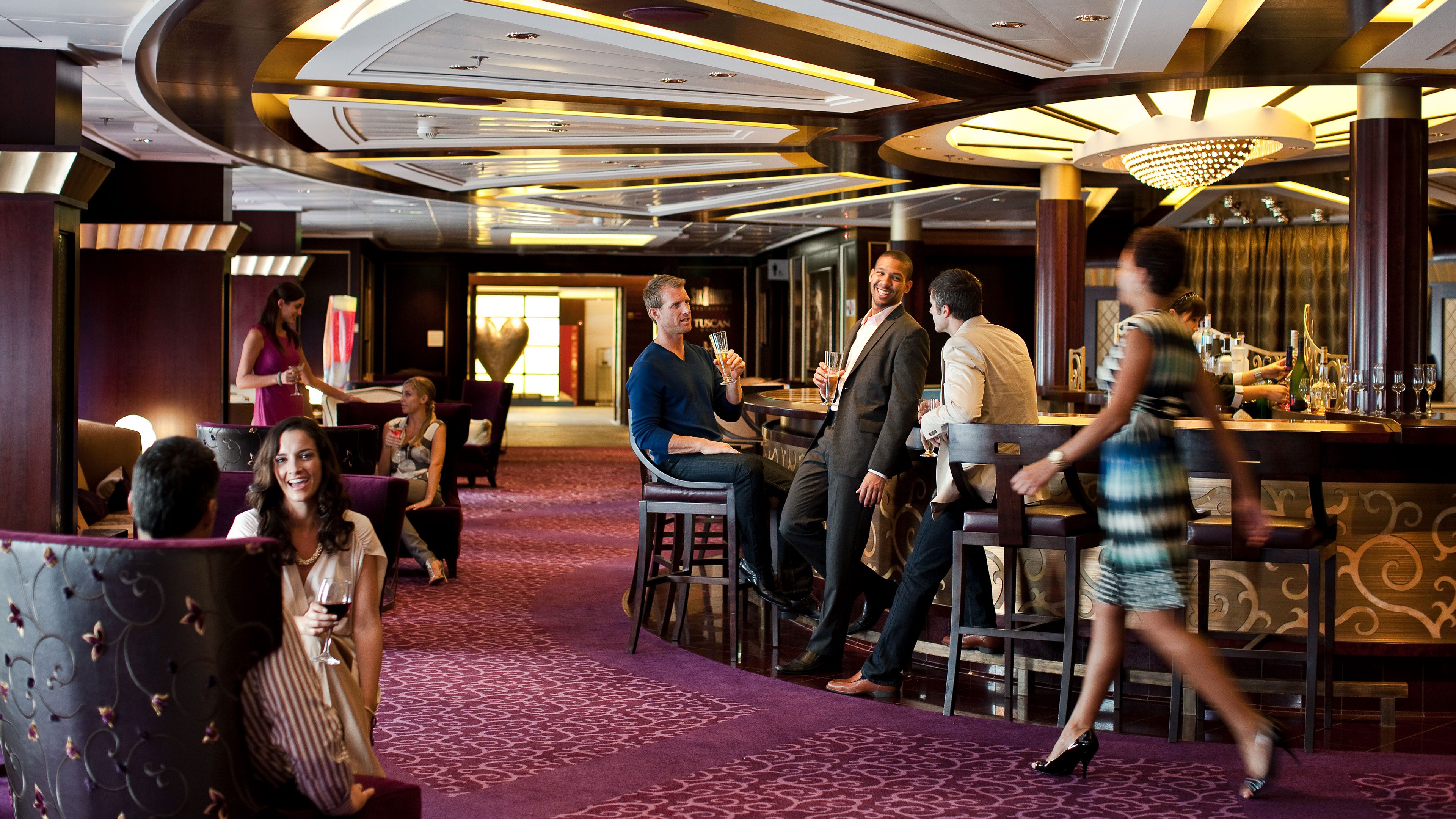 cruise lounge bar