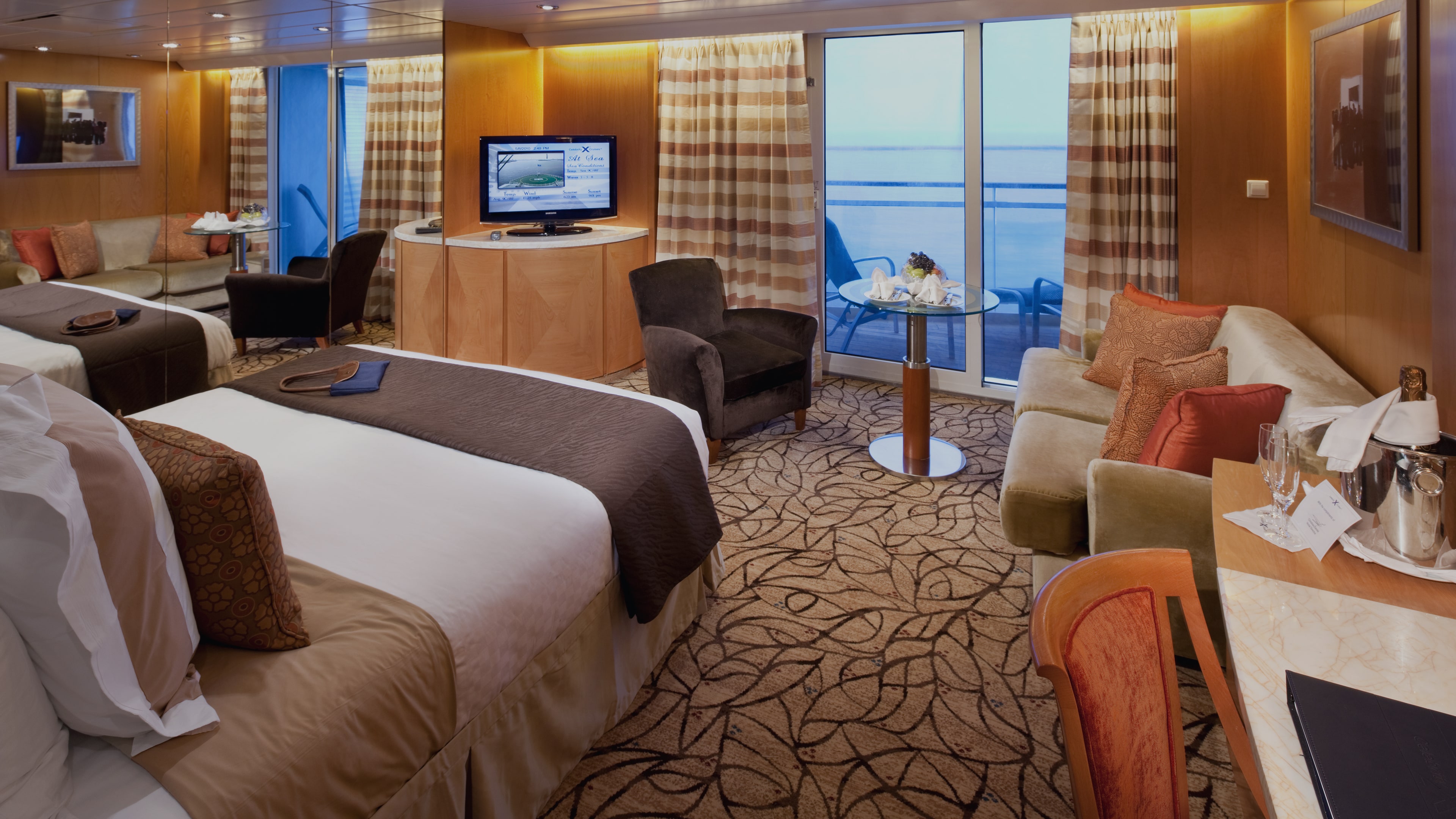 cruise ship suite rooms