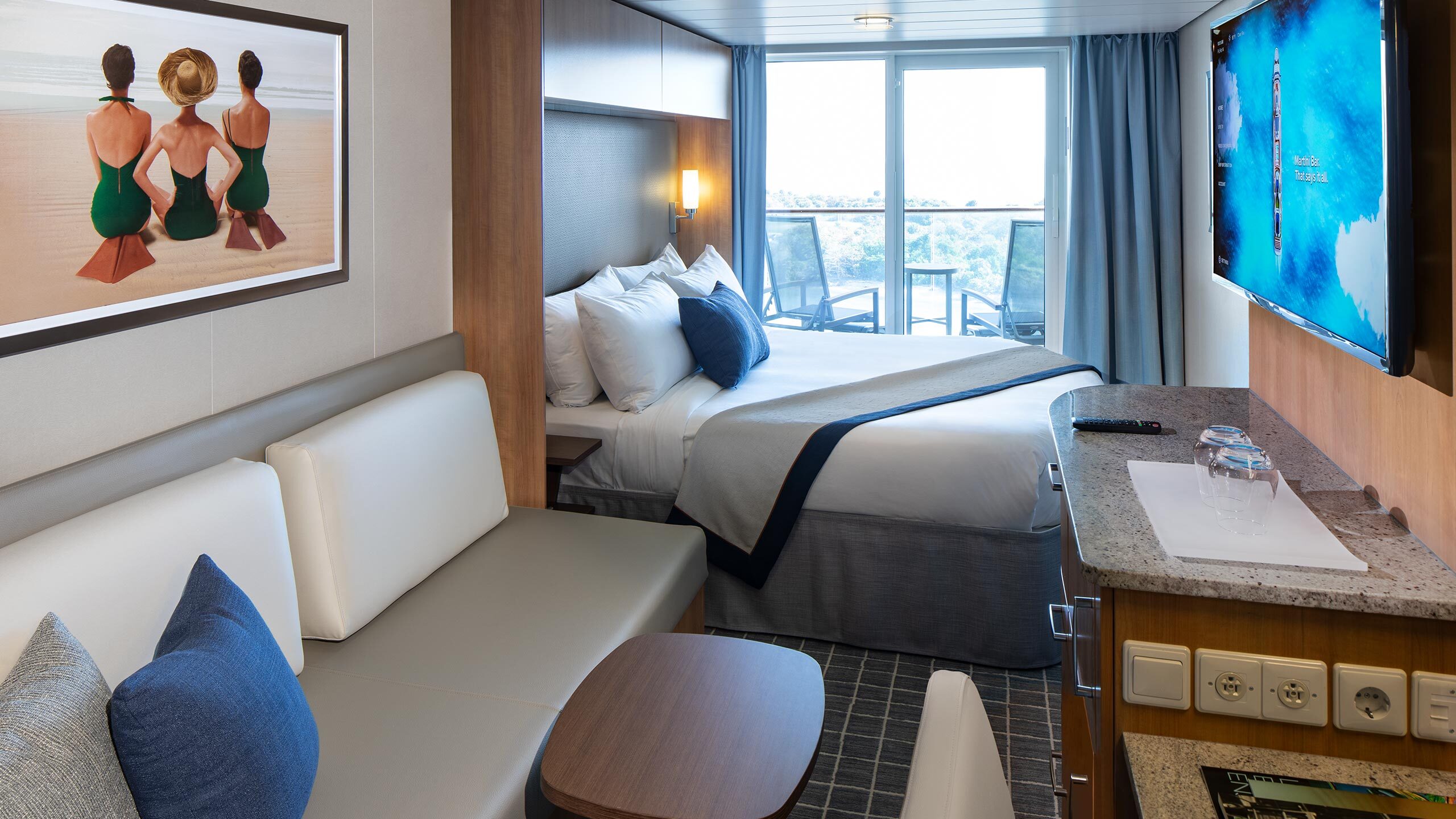 cruise ship state room