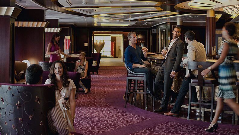 https://www.celebritycruises.com/is/image/content/dam/celebrity/eat-and-drink/6648-bar-people-eat-and-drink-ensemble-80-opacity.jpg?$16x9-med$