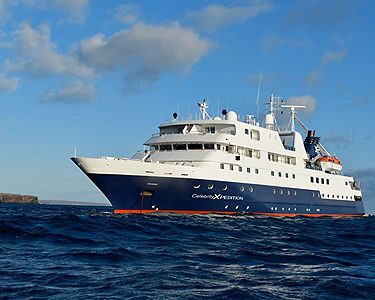 galapagos islands cruise ship