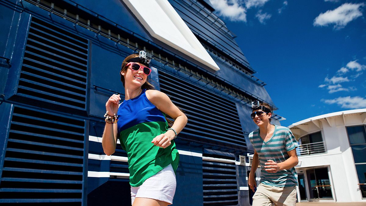 https://www.celebritycruises.com/is/image/content/dam/celebrity/onboard/5873-summer-camp-onboard-family.jpg?$16x9-large$